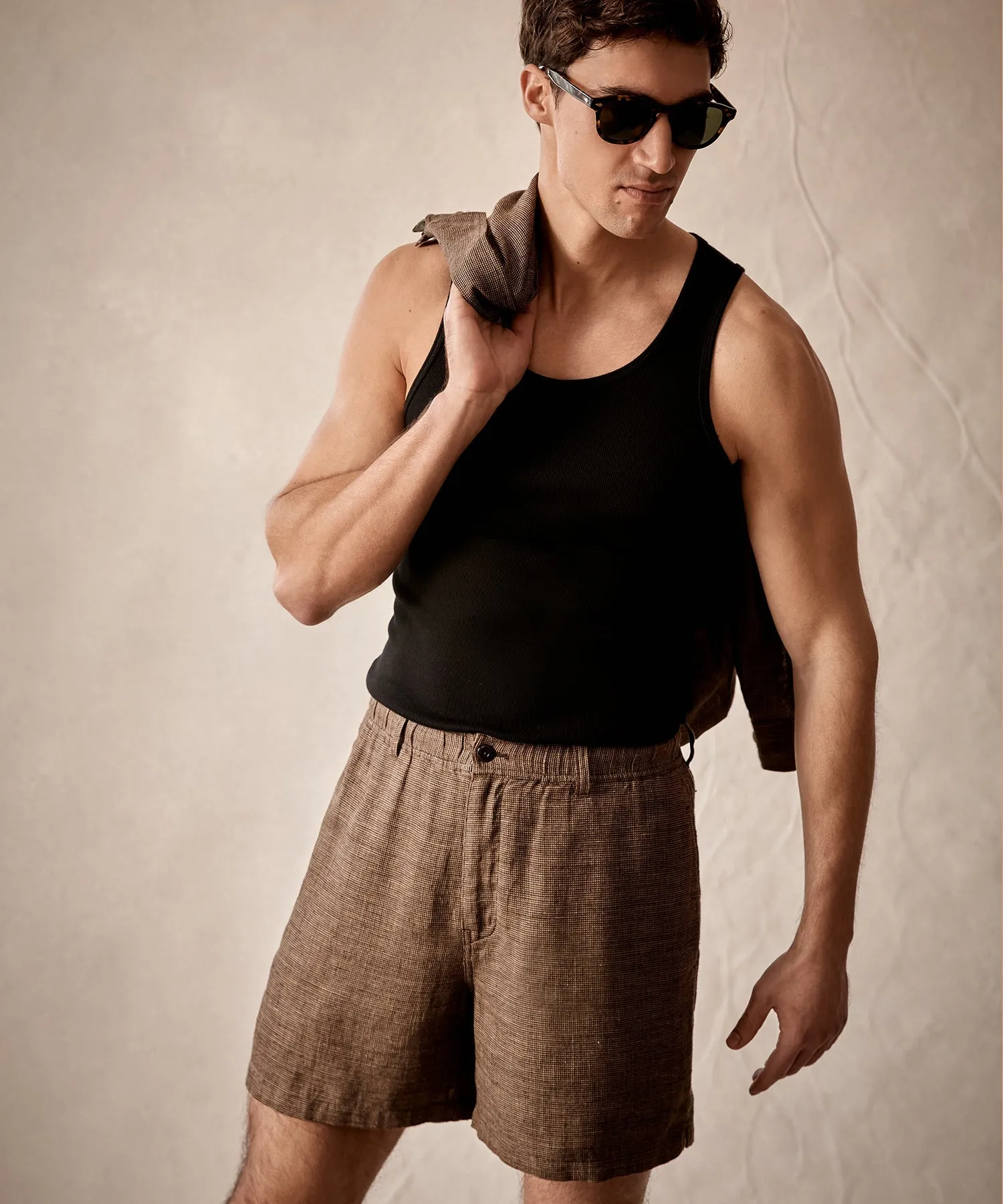 5" Linen Beachcomber Short in Brown