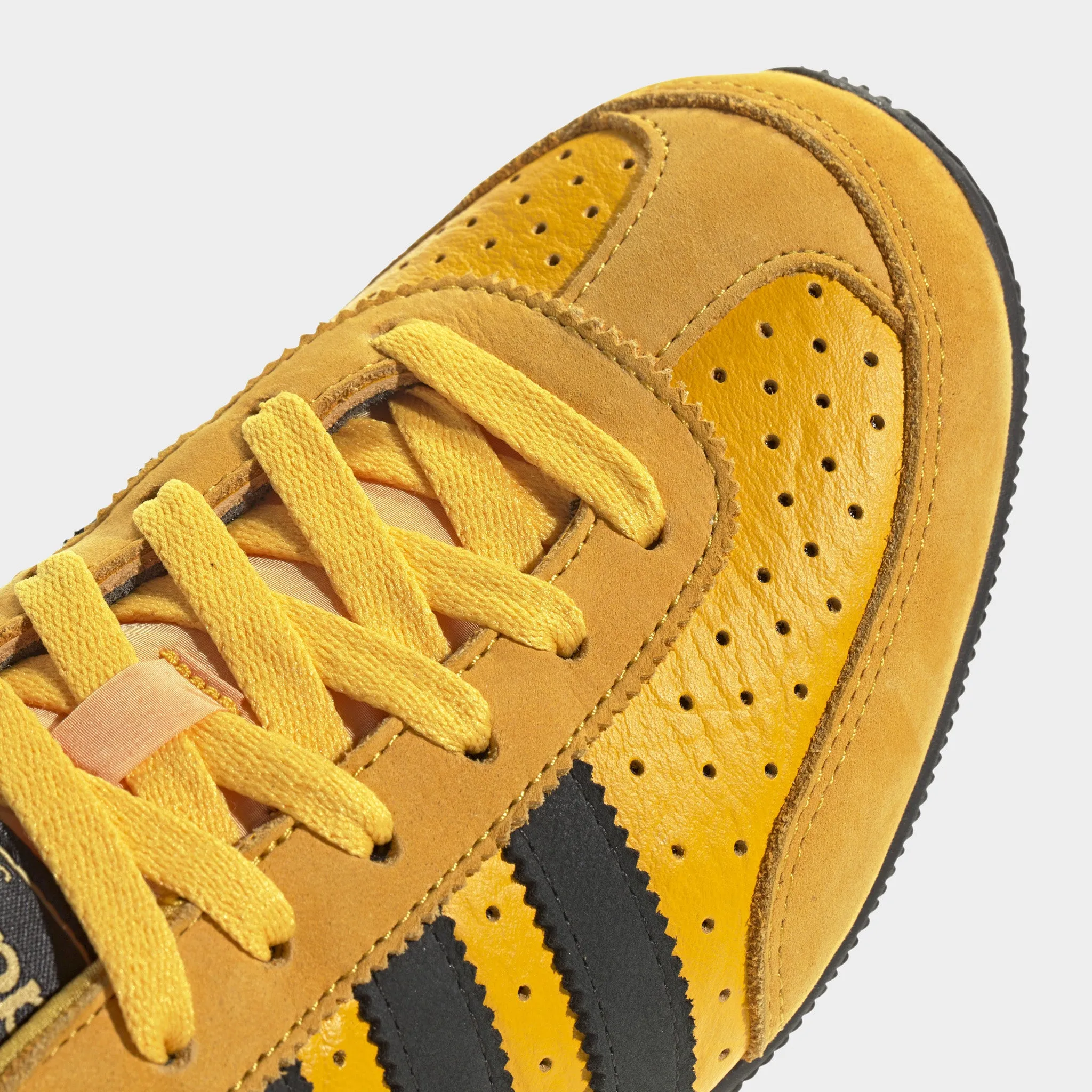 adidas Originals Women's Japan Crew Yellow / Black - Gold