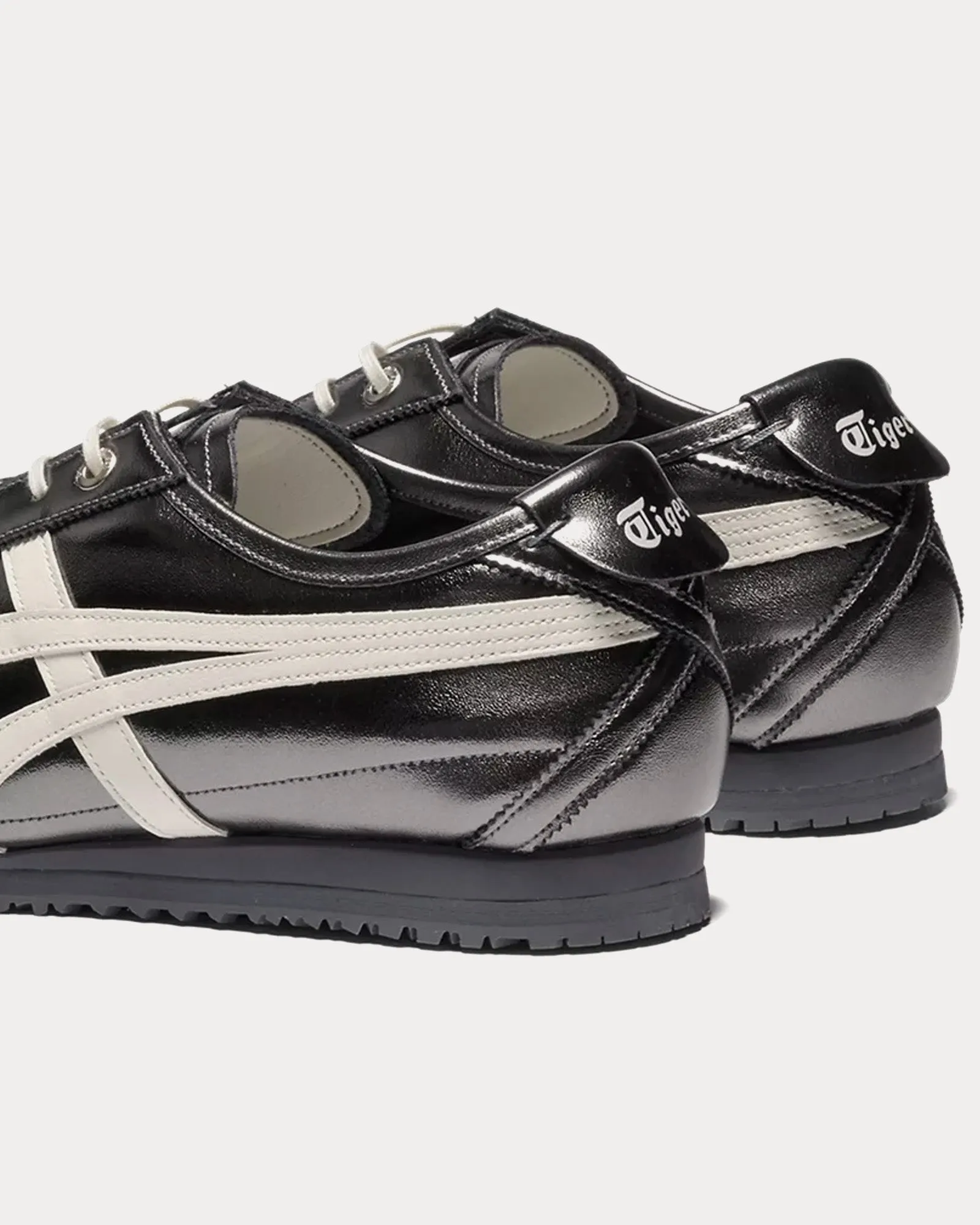 Mexico 66 SD 'Metallic Series' Metropolis / Cream Low Top Sneakers