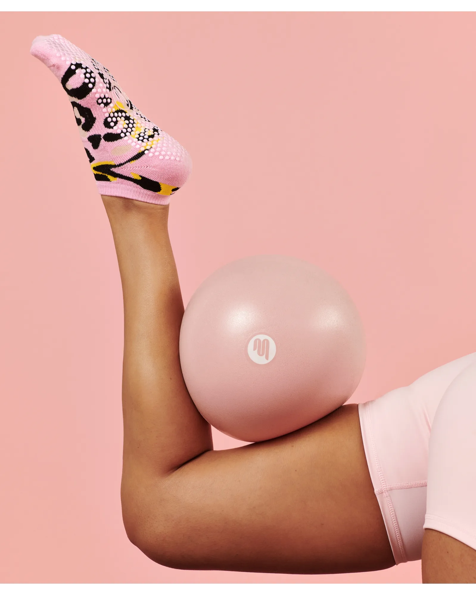 Move Active Pilates Ball - Soft Pink