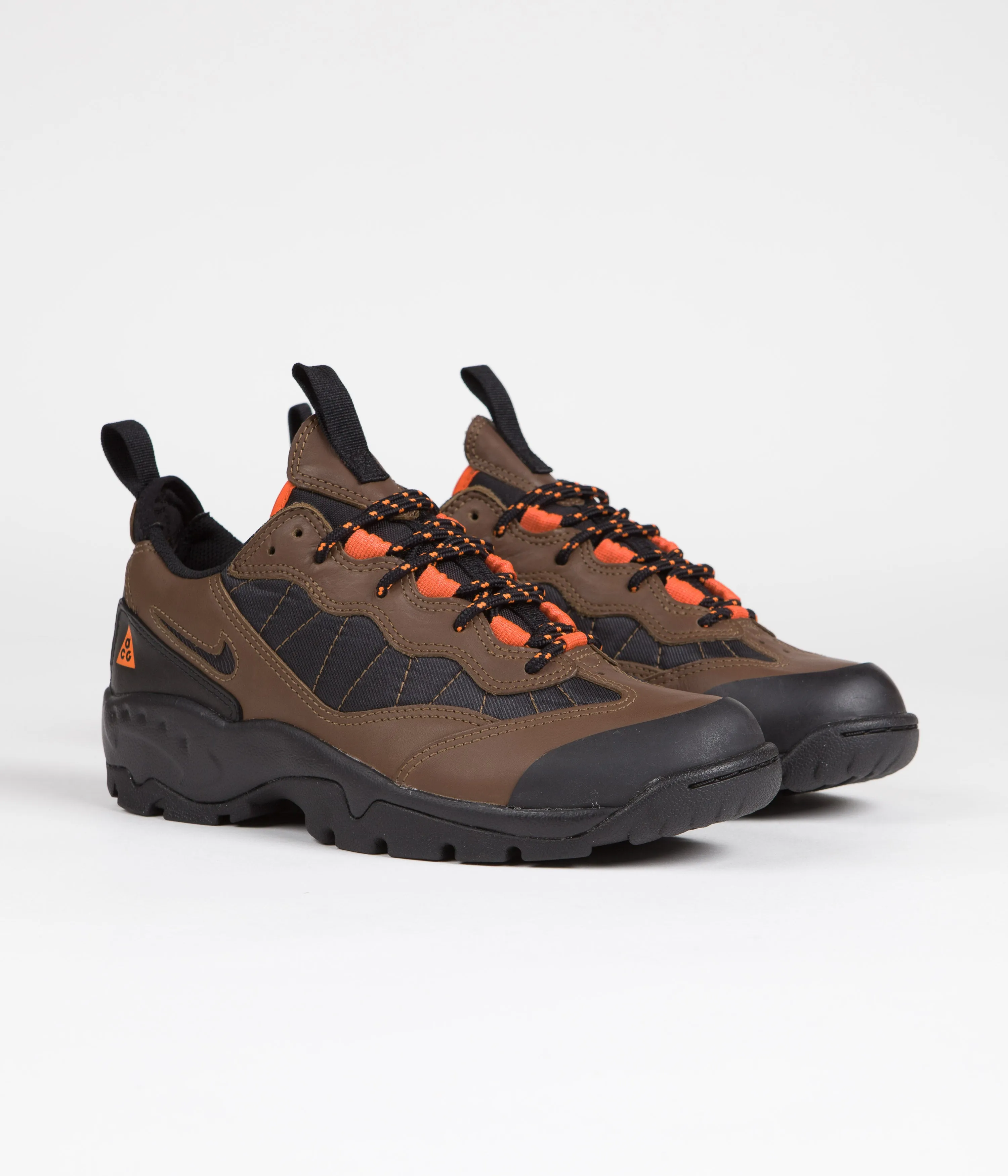 Nike ACG Air Mada Shoes - Bison / Black - Hyper Crimson - Total Orange