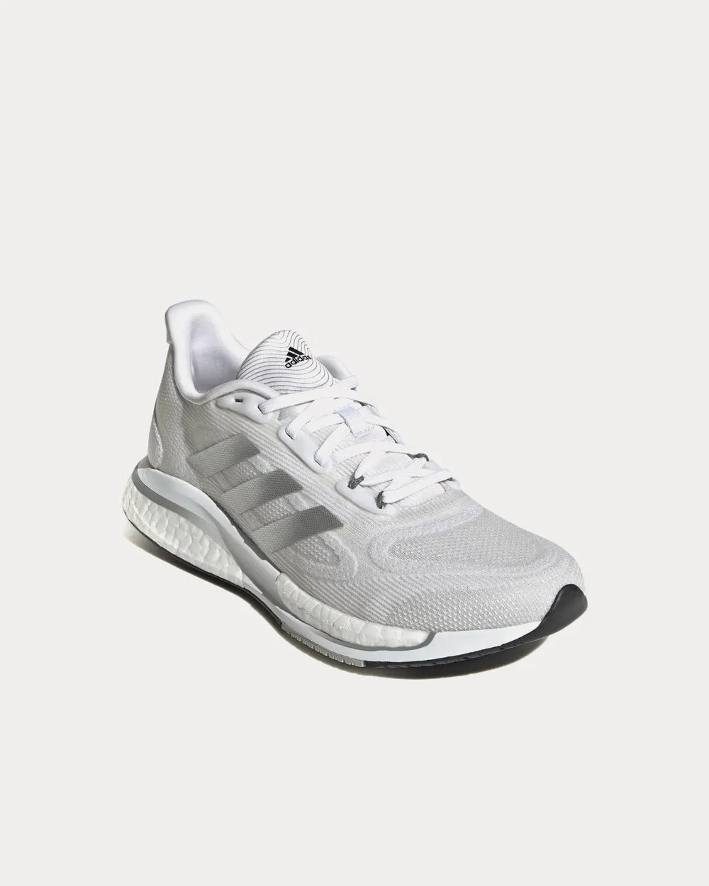 Supernova  Cloud White / Silver Metallic / Grey Three Running Shoes